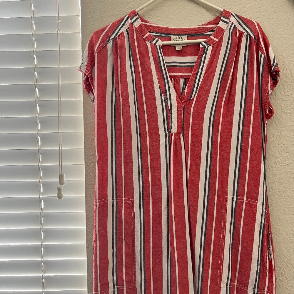 petite small st john's bay red and white striped dress